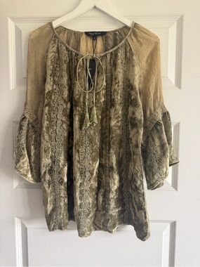 Young Threads Velvet Patchwork Boho Top NWT Size M